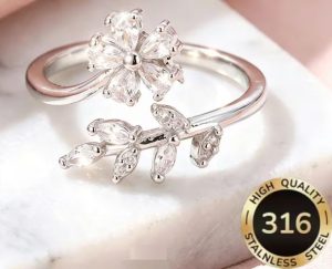 Anel Aço Inoxidável Ajustável Prateado Forma de Flor com Zircónias Sintéticas