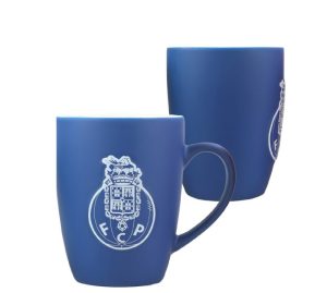 Caneca Veludo Azul com Relevo Branco FCP